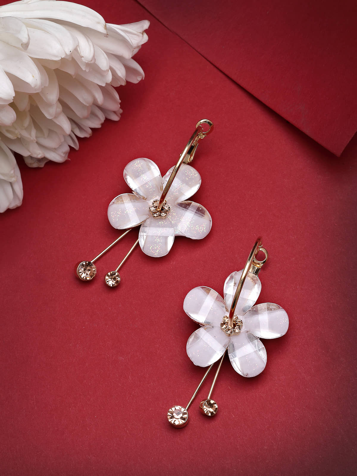 Scintillare by Sukkhi White Danglers Earrings ( Pack of 1 ) - Earrings | Buy online on ZillyBuy