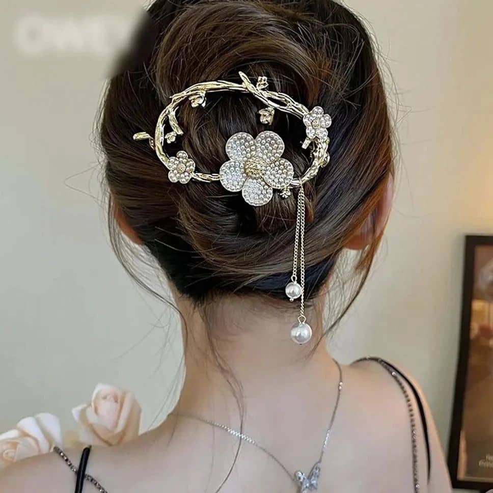 Blubby Gold Hair Clip ( Pack of 1 ) - Jewellery Sets | Buy online on ZillyBuy