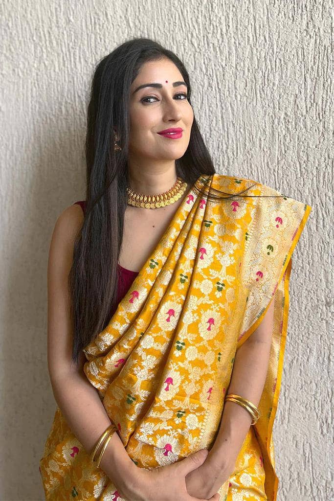 fab woven Art Silk Woven Design Banarasi saree With Unstitched Blouse Piece ( Yellow ) - Sarees | Buy online on ZillyBuy