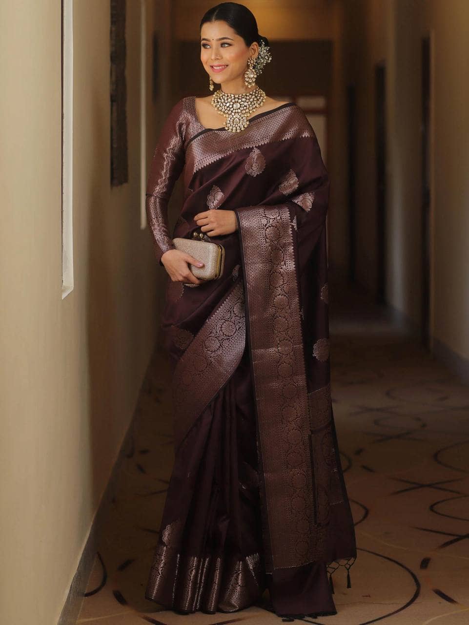 fab woven Art Silk Woven Design Banarasi saree With Unstitched Blouse Piece ( Wine ) - Sarees | Buy online on ZillyBuy
