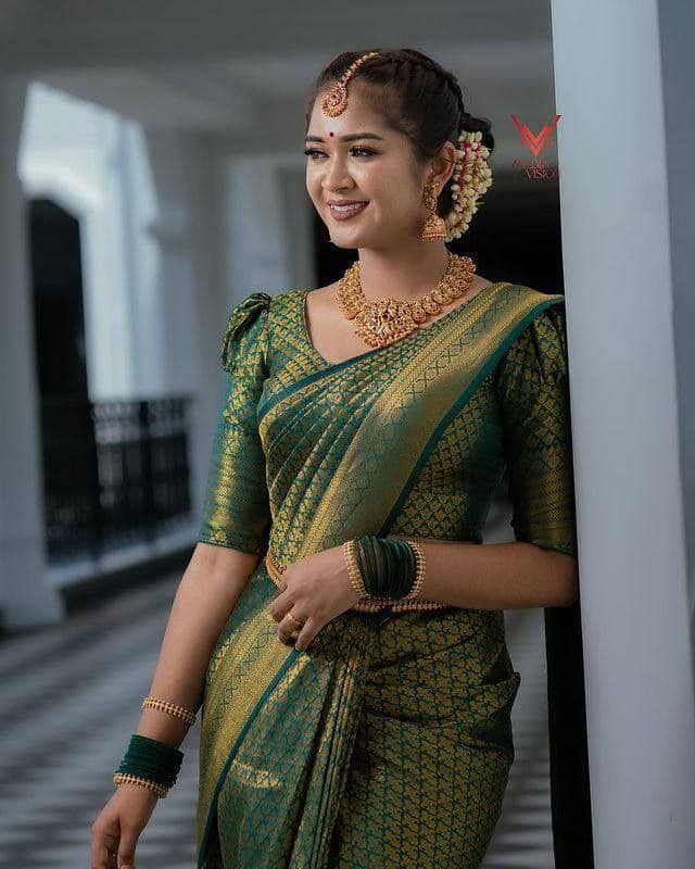 fab woven Art Silk Woven Design Banarasi saree With Unstitched Blouse Piece ( Green ) - Sarees | Buy online on ZillyBuy