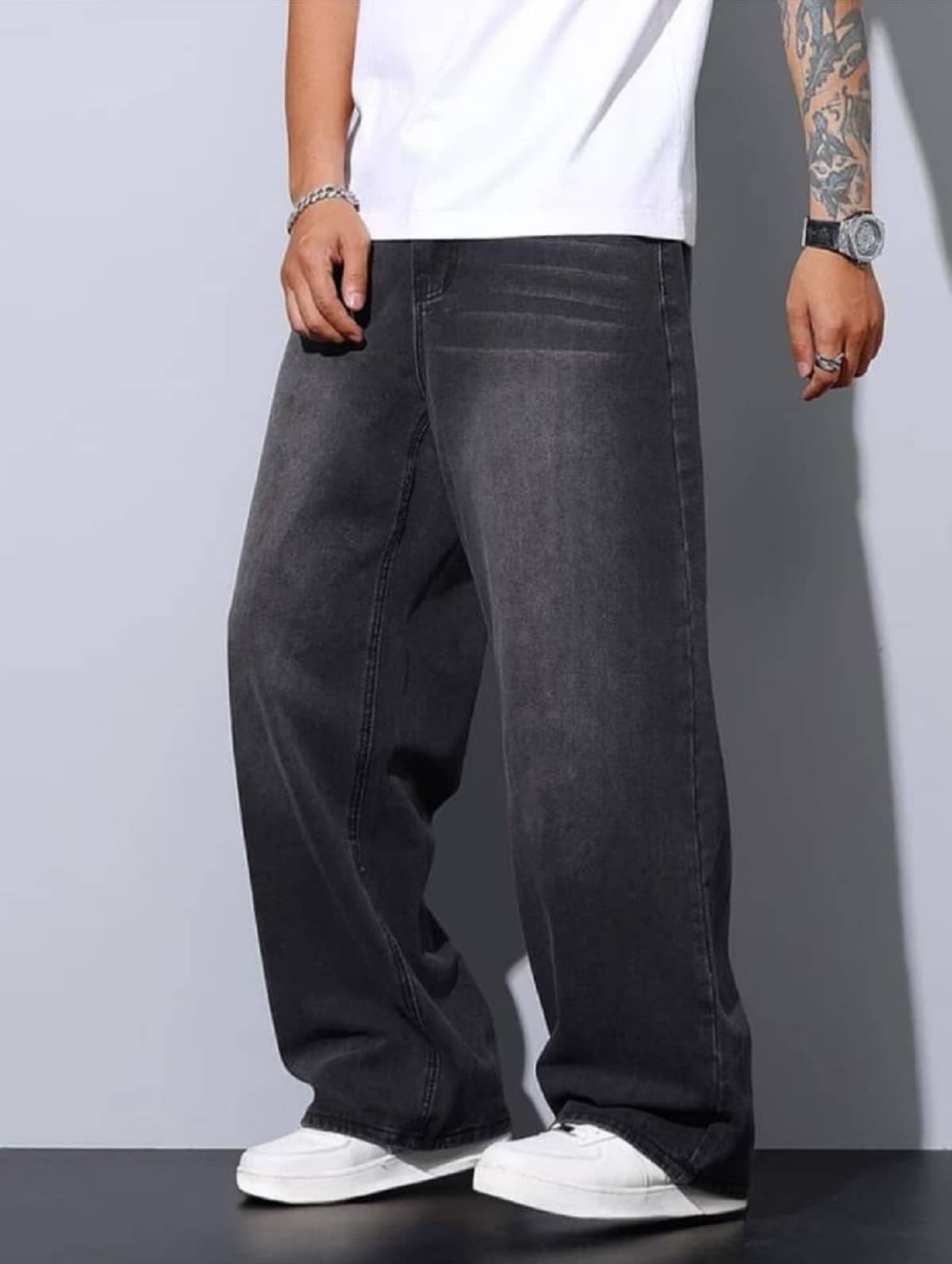 GF Solid Men's Baggy Fit High-Rise Jeans - Black - Jeans | Buy online on ZillyBuy