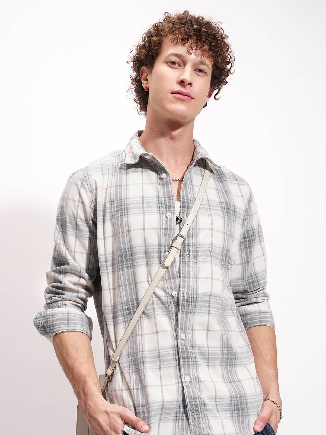 Highlander Cotton Blend Slim Fit Checks Full Sleeves Men's Casual Shirt - Grey ( Pack of 1 )