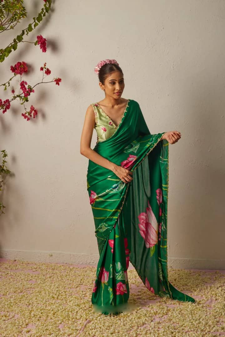 THE PRIVATE LABLE Organza Printed Regular Saree With Unstitched Blouse Piece ( Green ) - Sarees | Buy online on ZillyBuy