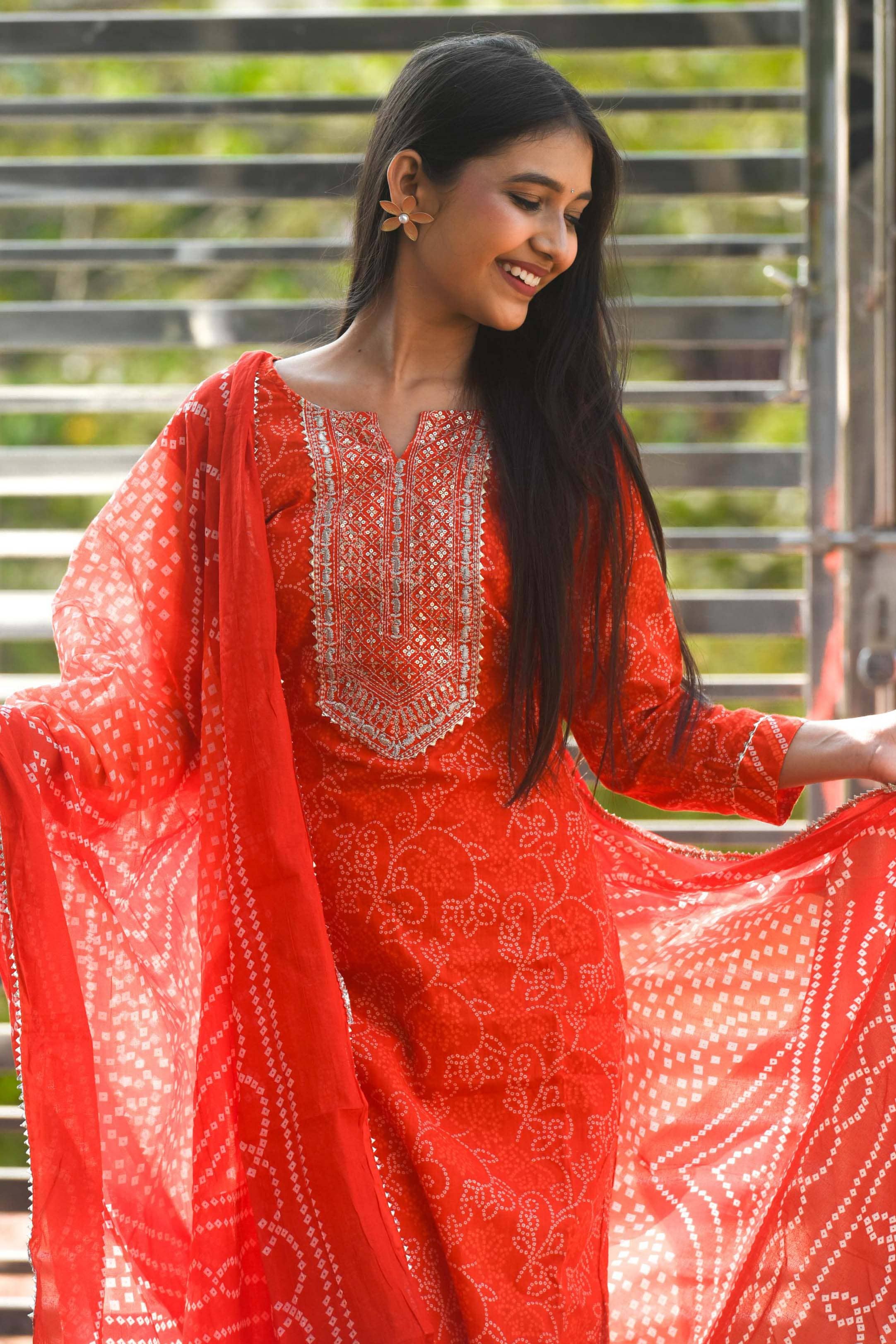 Wonder Weaves Women Cotton Printed Straight Kurti With Pants ( Orange )