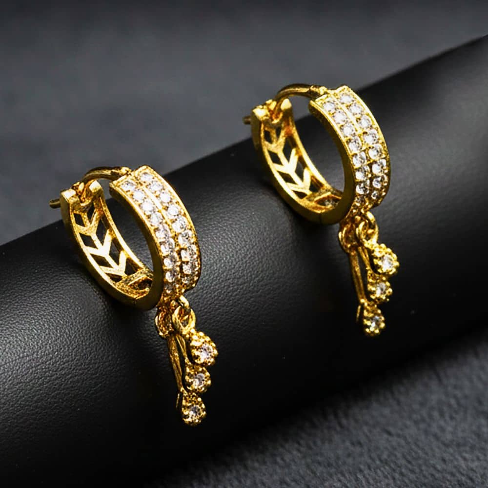Style Wind Gold Bali Earrings ( Pack of 1 ) - Earrings | Buy online on ZillyBuy