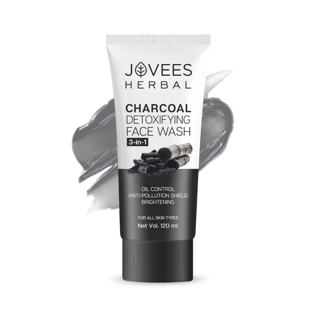 Jovees Herbal Activated Charcoal Detoxifying Face Wash For Deep Cleaning, 120ml, (Pack of 1)