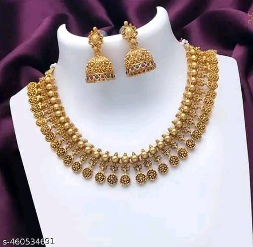 KEYMAX Golden Alloy Necklace Set ( Pack of 1 )