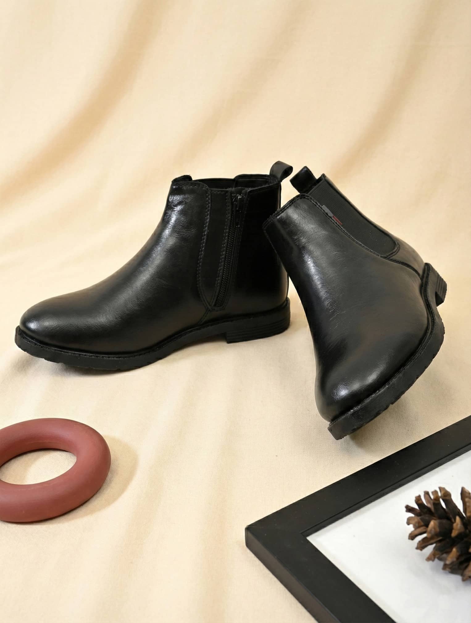 HiDa Black Men's Chelsea Boots