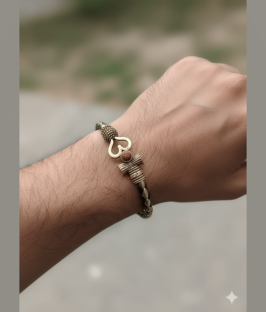 MGSV Gold Bracelet ( Pack of 1 ) - Bangles & Bracelets | Buy online on ZillyBuy