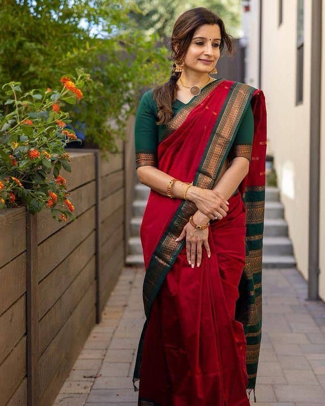 fab woven Art Silk Woven Design Banarasi saree With Unstitched Blouse Piece ( Red ) - Sarees | Buy online on ZillyBuy