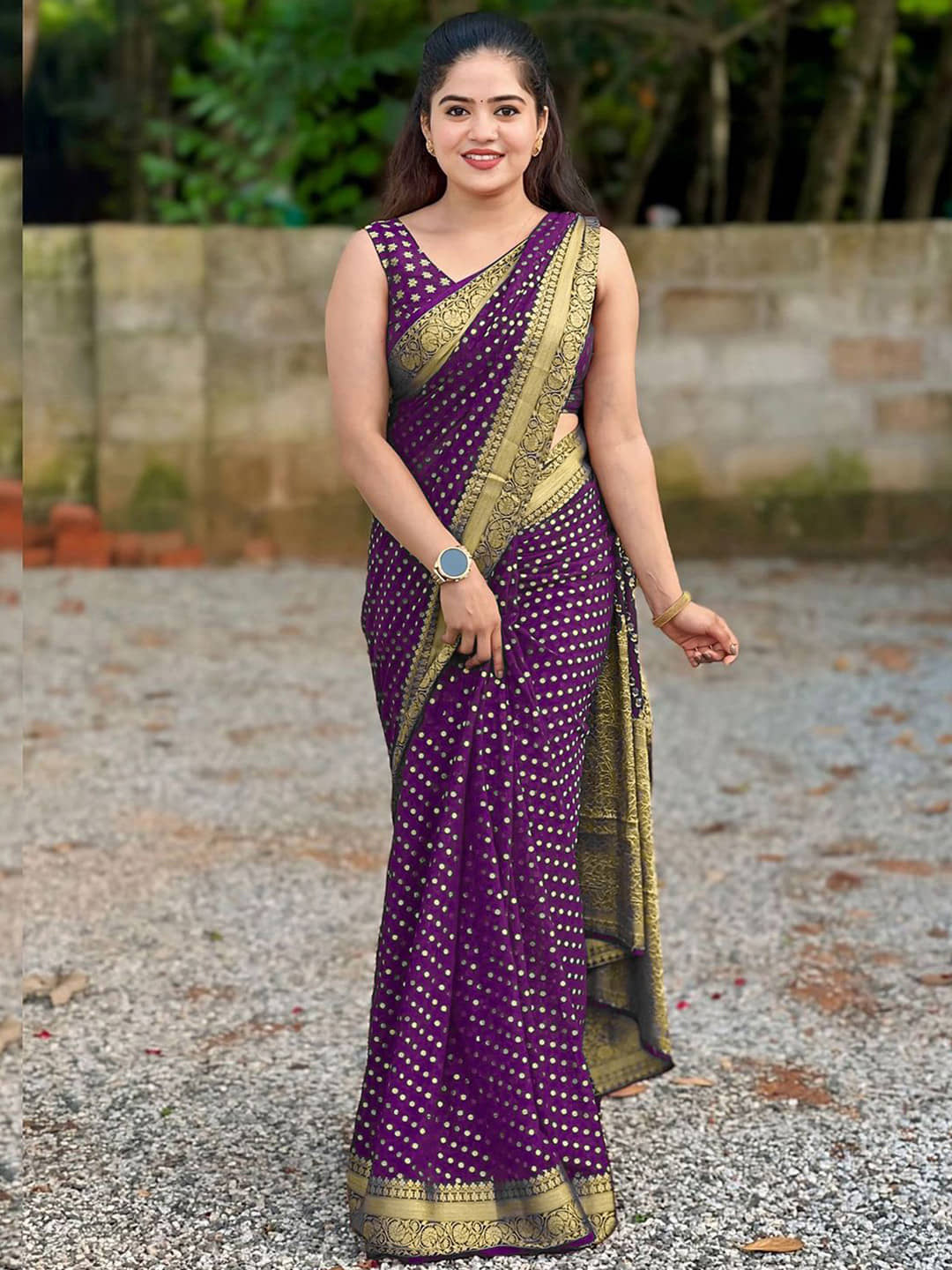 fab woven Art Silk Woven Design Banarasi saree With Unstitched Blouse Piece ( Green ) - Sarees | Buy online on ZillyBuy