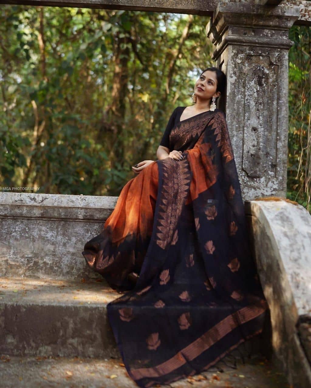 fab woven Art Silk Solid Banarasi saree With Unstitched Blouse Piece ( Orange ) - Sarees | Buy online on ZillyBuy