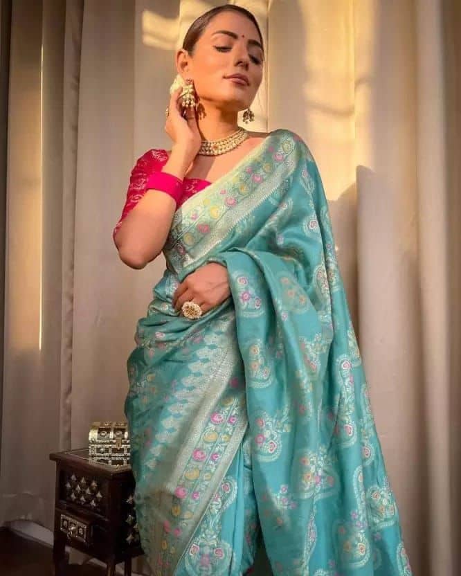 fab woven Art Silk Woven Design Banarasi saree With Unstitched Blouse Piece ( Peach ) - Sarees | Buy online on ZillyBuy