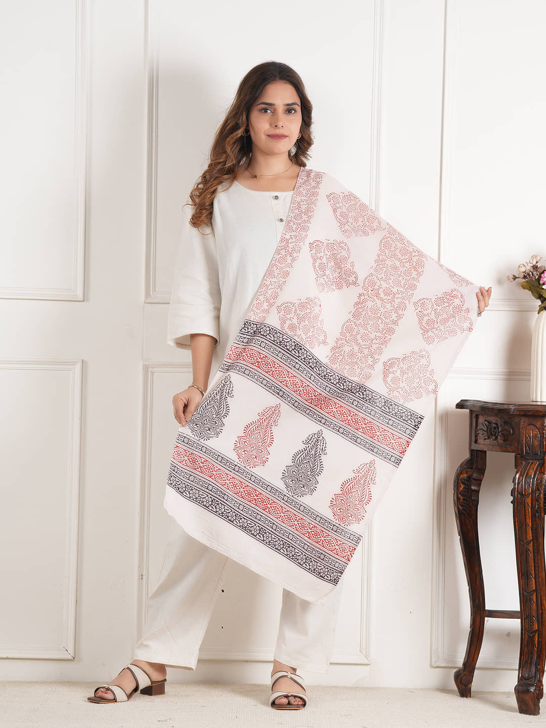 Style 98 White Cotton Women's Stole ( Pack of 1 ) - Dupattas & Shawls | Buy online on ZillyBuy