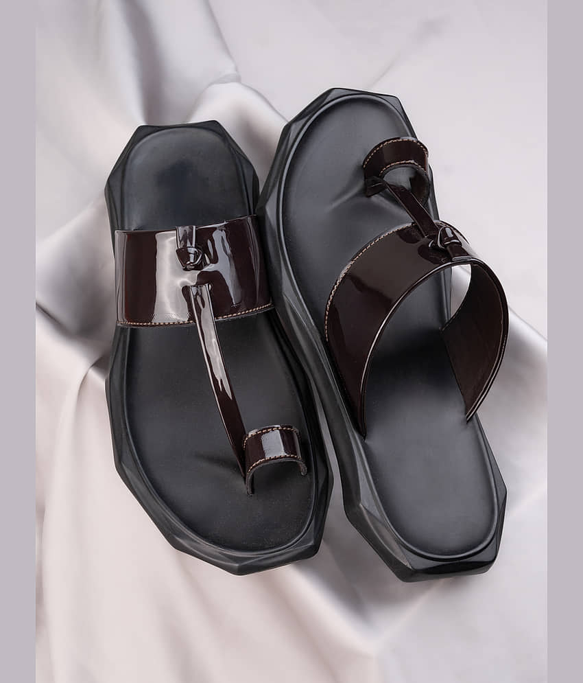 Fentacia Brown Men's Kolhapuris - Ethnic Shoes | Buy online on ZillyBuy