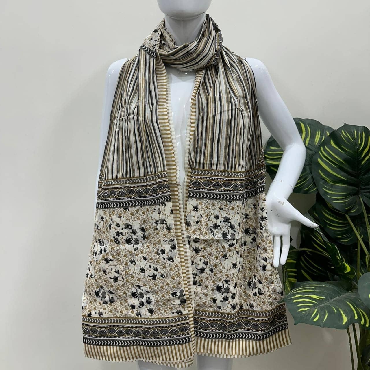 Frionkandy Cotton Women Dupatta ( Multicoloured , Pack of 1 ) - Dupattas & Shawls | Buy online on ZillyBuy