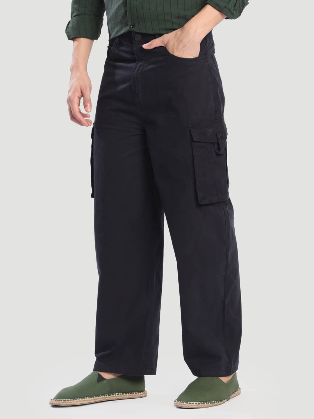 Bene Kleed Baggy Men's Cargos - Black ( Pack of 1 ) - Trousers | Buy online on ZillyBuy