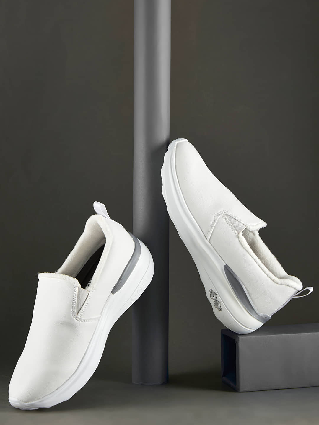 Campus IVORY White Men's Sports Running Shoes - Sports Shoes | Buy online on ZillyBuy