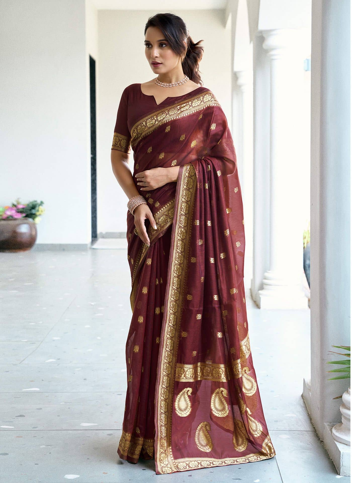 Samah Cotton Blend Woven Chanderi saree With Unstitched Blouse Piece ( Pink ) - Sarees | Buy online on ZillyBuy