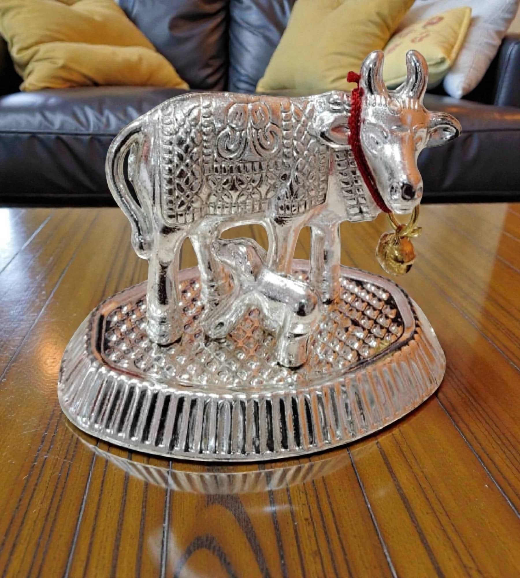 Sigaram Silverplated Kamdhenu Cow Idol ( 5 cm )