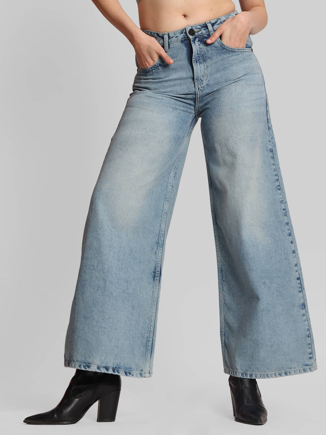 Bene Kleed Women's Wide Leg Mid-Rise Jeans ( Light Blue ) - Jeans | Buy online on ZillyBuy