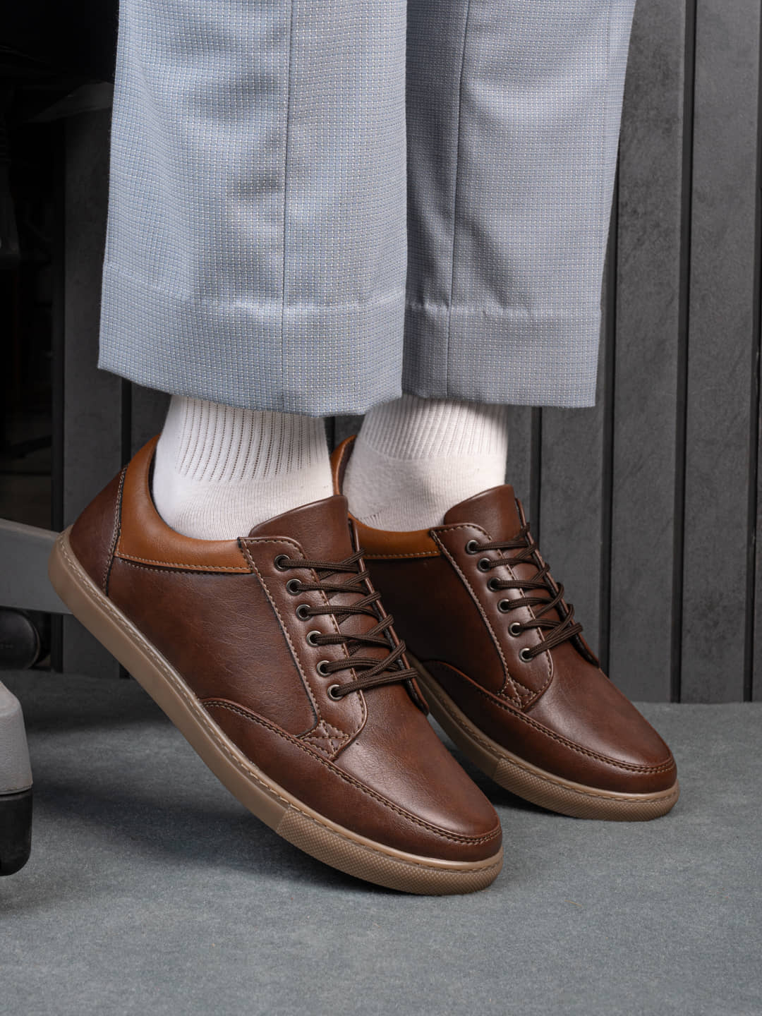 Fentacia Fentacia Men Brown Casual Sneakers Brown Men's Sneakers - Casual Shoes | Buy online on ZillyBuy