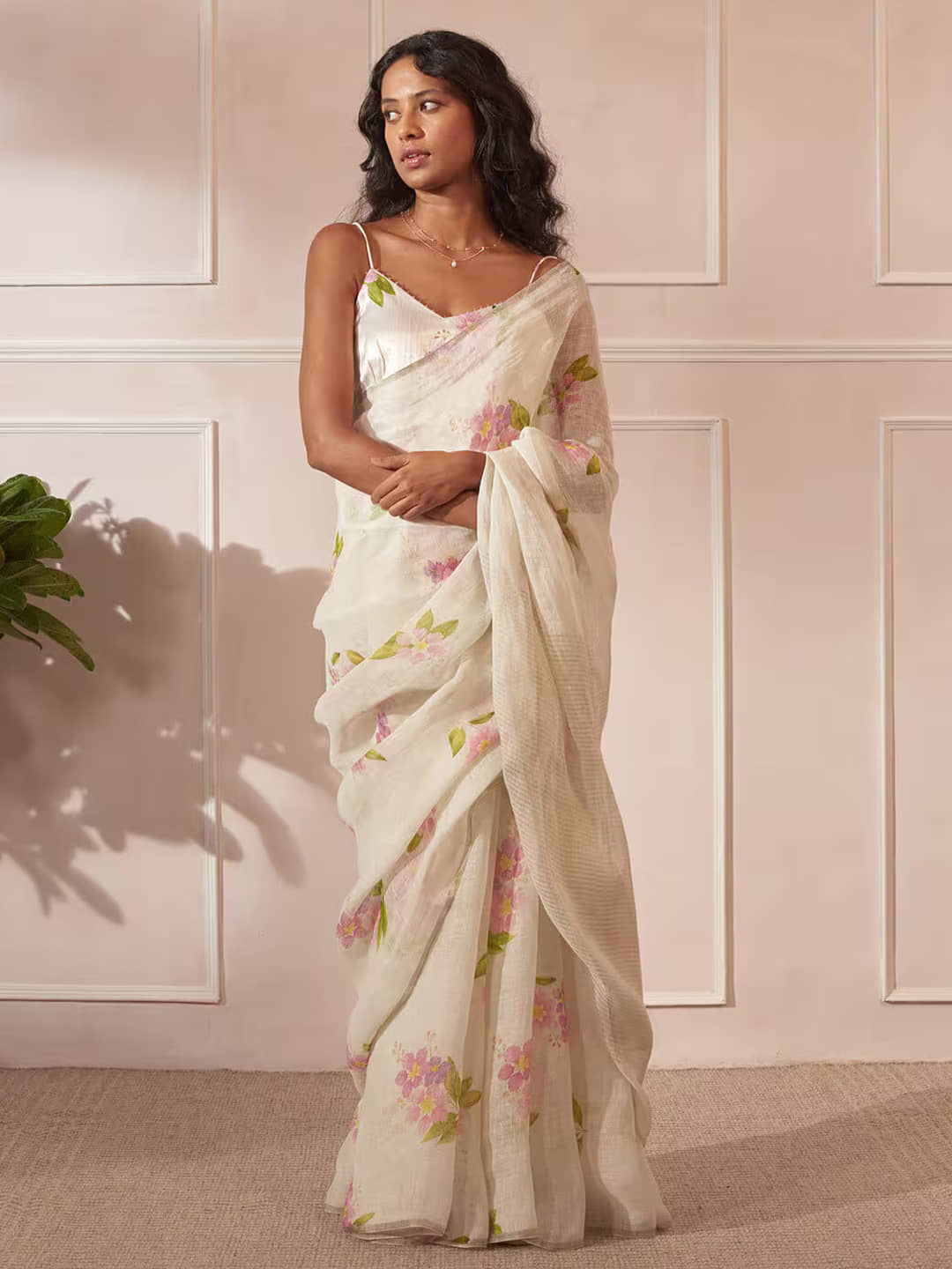 Villagius Cotton Printed Maheshwari Saree With Unstitched Blouse Piece ( White ) - Sarees | Buy online on ZillyBuy