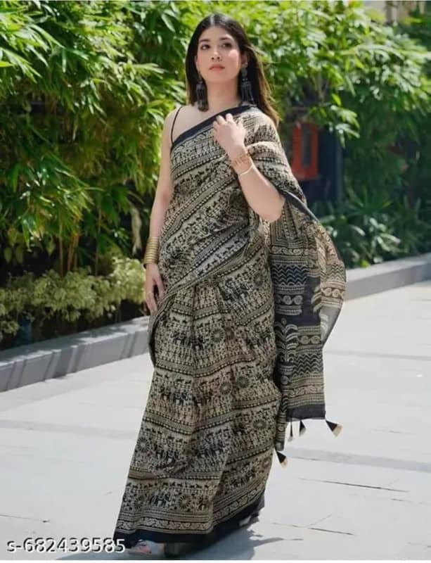 JIHANA FAB Chiffon Printed Regular Saree With Unstitched Blouse Piece ( Black ) - Sarees | Buy online on ZillyBuy