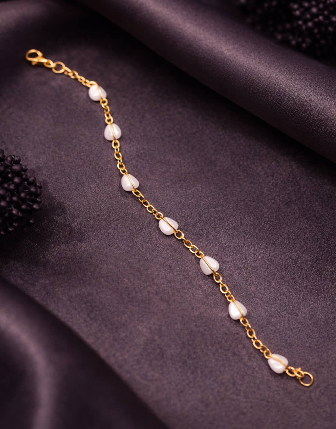 shankhraj mall Gold Bracelet ( Pack of 1 ) - Bangles & Bracelets | Buy online on ZillyBuy