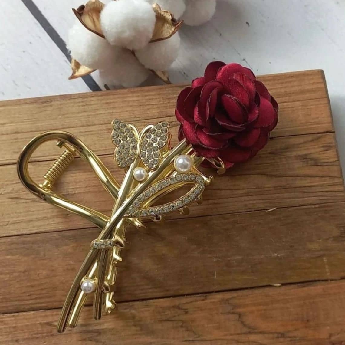 Blubby Red Clutcher ( Pack of 1 ) - Jewellery Sets | Buy online on ZillyBuy