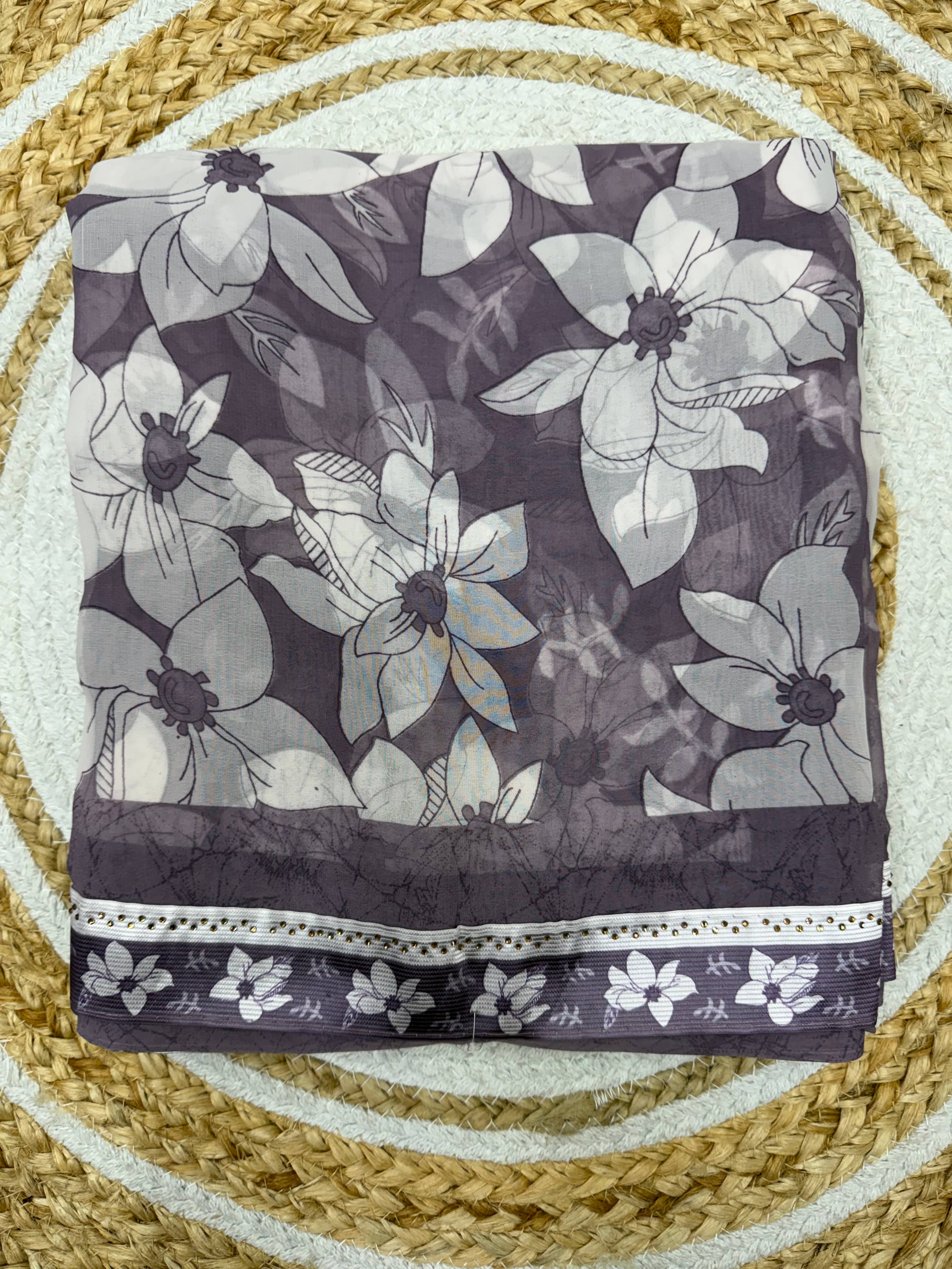 BHAVIKA SILK MILLS Georgette Printed Regular Saree With Unstitched Blouse Piece ( Purple ) - Sarees | Buy online on ZillyBuy
