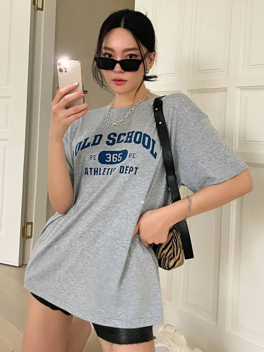 ELBATROSS Women Cotton Blend Printed Oversized Fit Round Neck T-Shirt ( Grey )