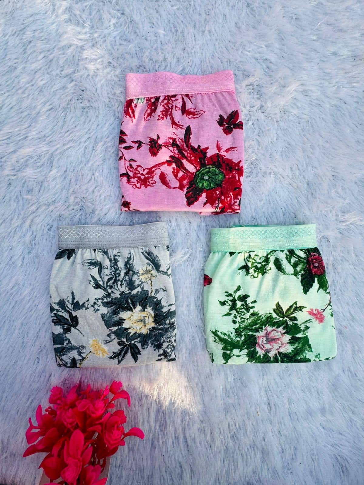 The Tusht Pack of 3 Cotton Blend Hipster For Women ( Multicolor )