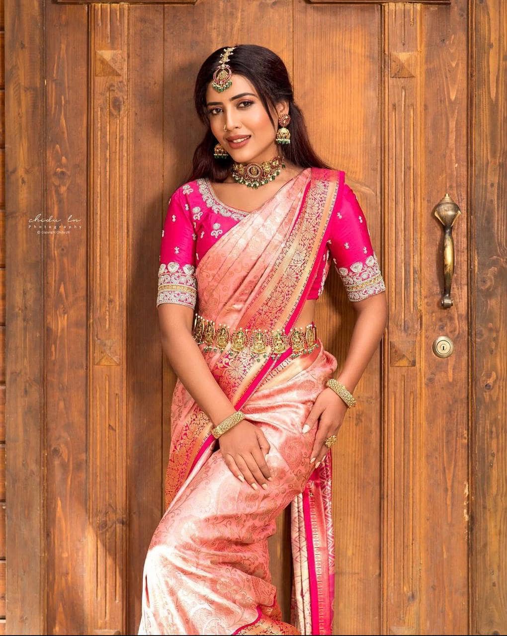 fab woven Art Silk Woven Design Kanjeevaram Sarees With Unstitched Blouse Piece ( Peach ) - Sarees | Buy online on ZillyBuy