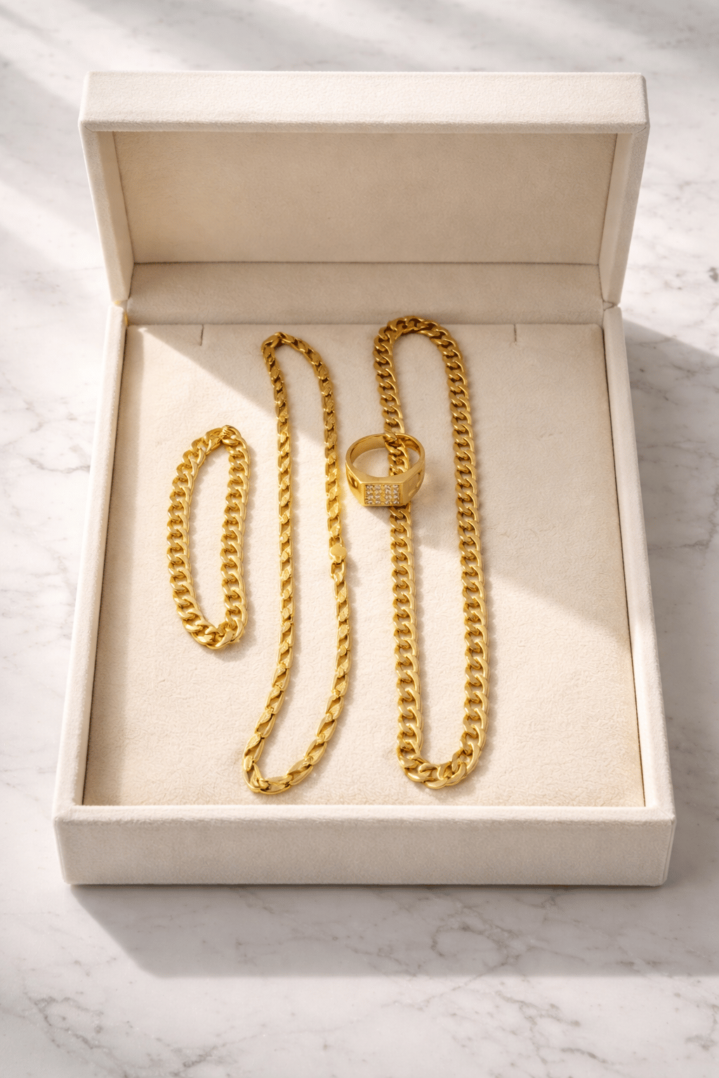 Fadiso Fashion Gold Plated Chains Combo ( Set of 4 )