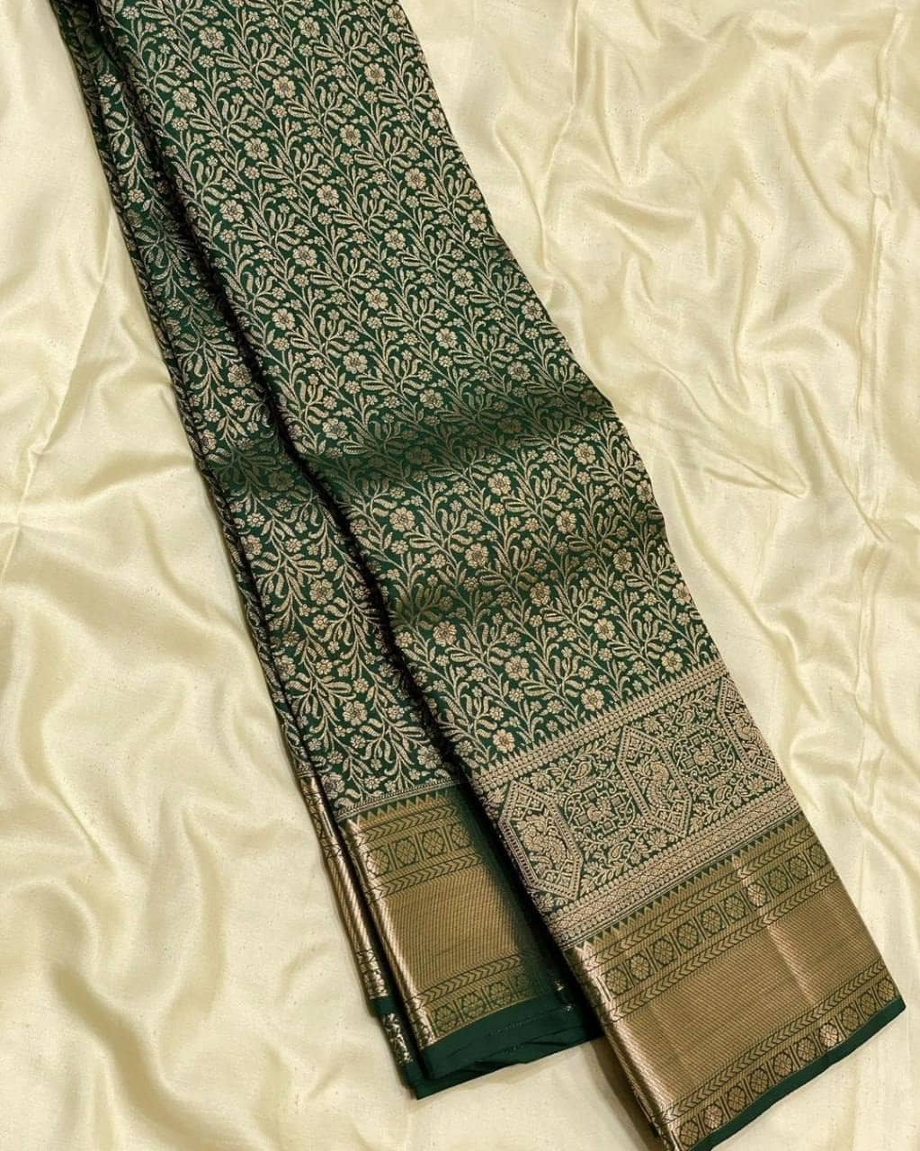 fab woven Art Silk Woven Design Kanjeevaram Sarees With Unstitched Blouse Piece ( Maroon ) - Sarees | Buy online on ZillyBuy