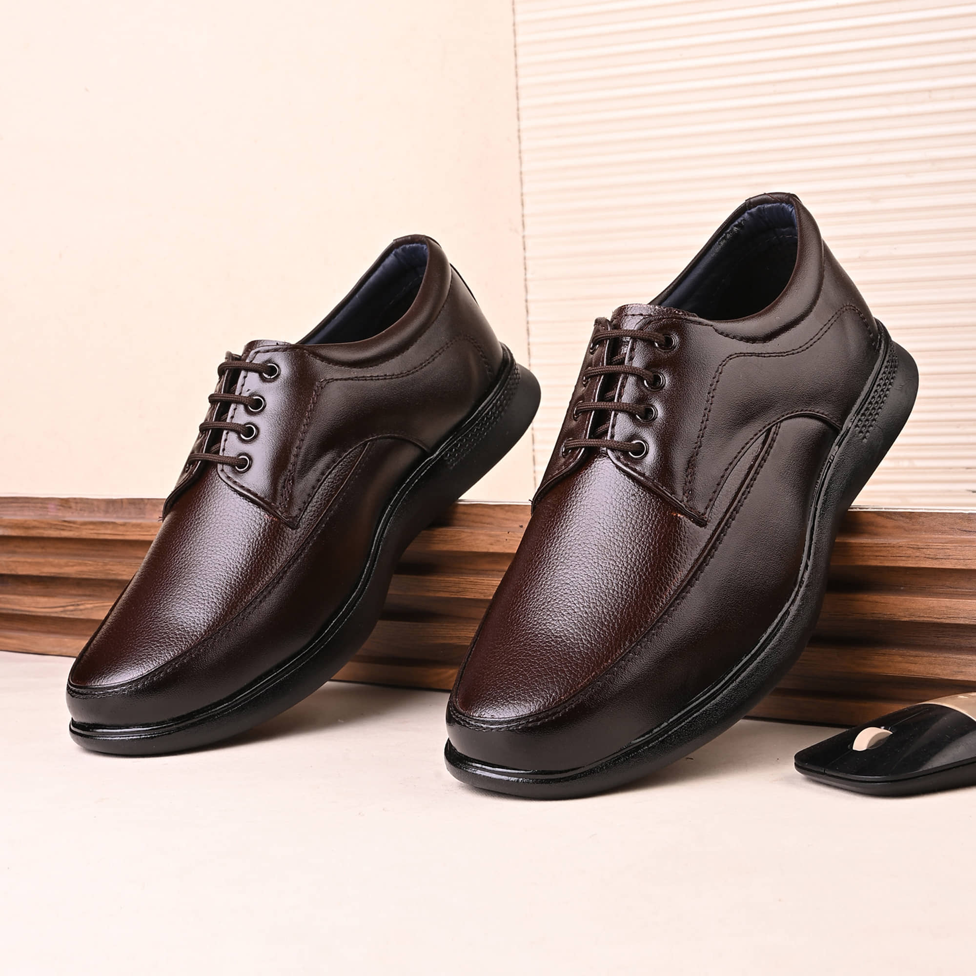 Leeport Black Men's Derby Formal Shoes - Formal Shoes | Buy online on ZillyBuy
