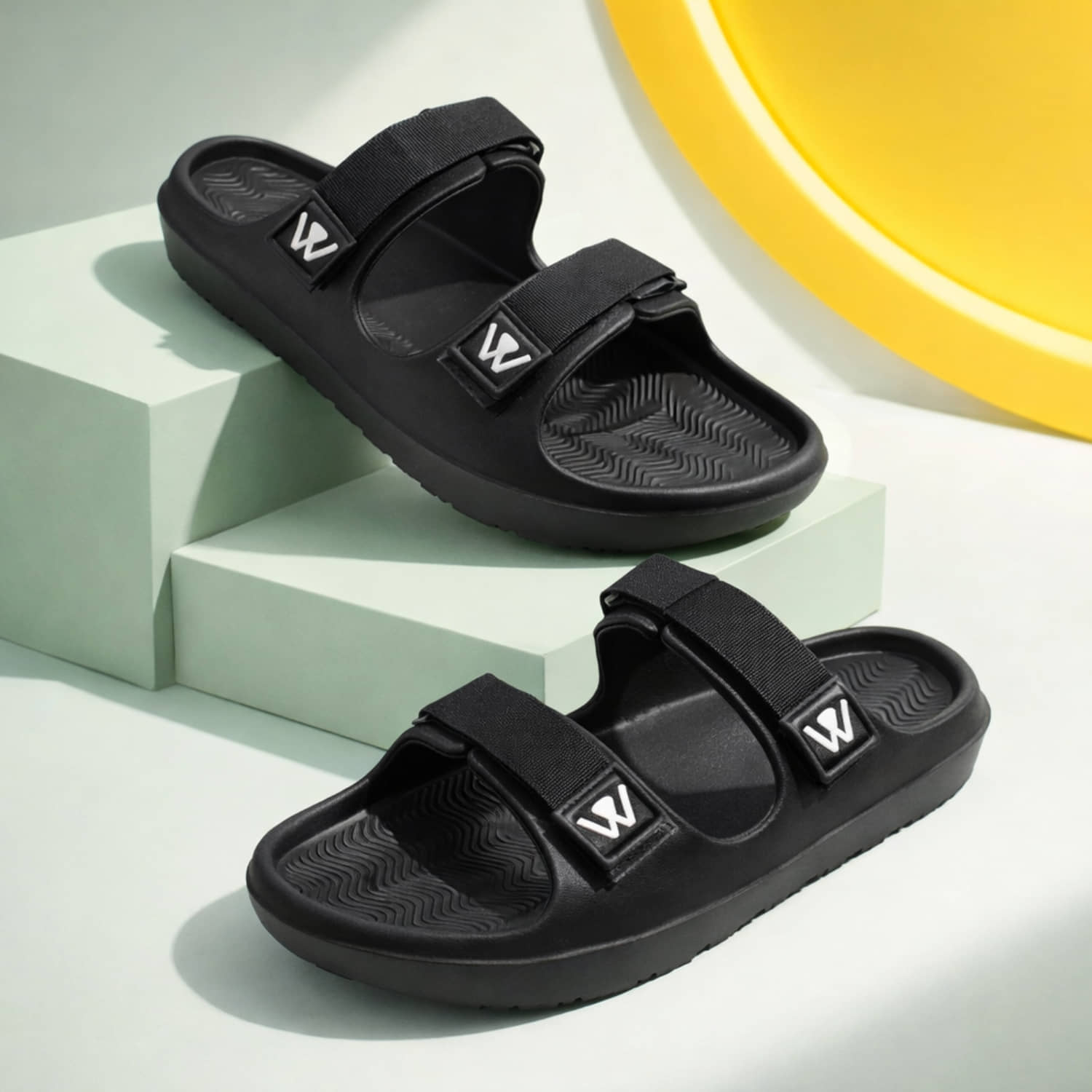 hotstyle Black Men's Daily Slipper