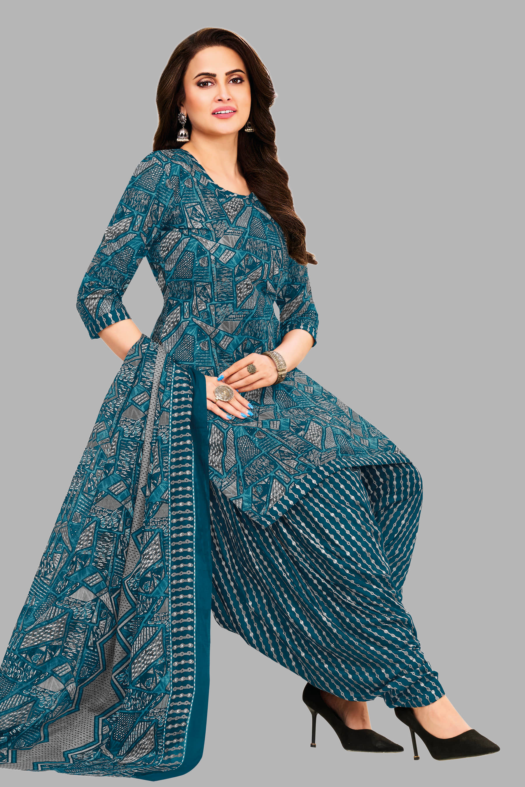 shree jeenmata collection Women Cotton Printed Straight Kurti With Patiala Salwar ( Blue )