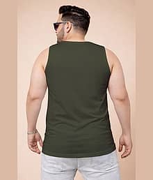 TRIPTEE Men Cotton Blend Regular Fit Solid T-Shirt ( Dark Green )