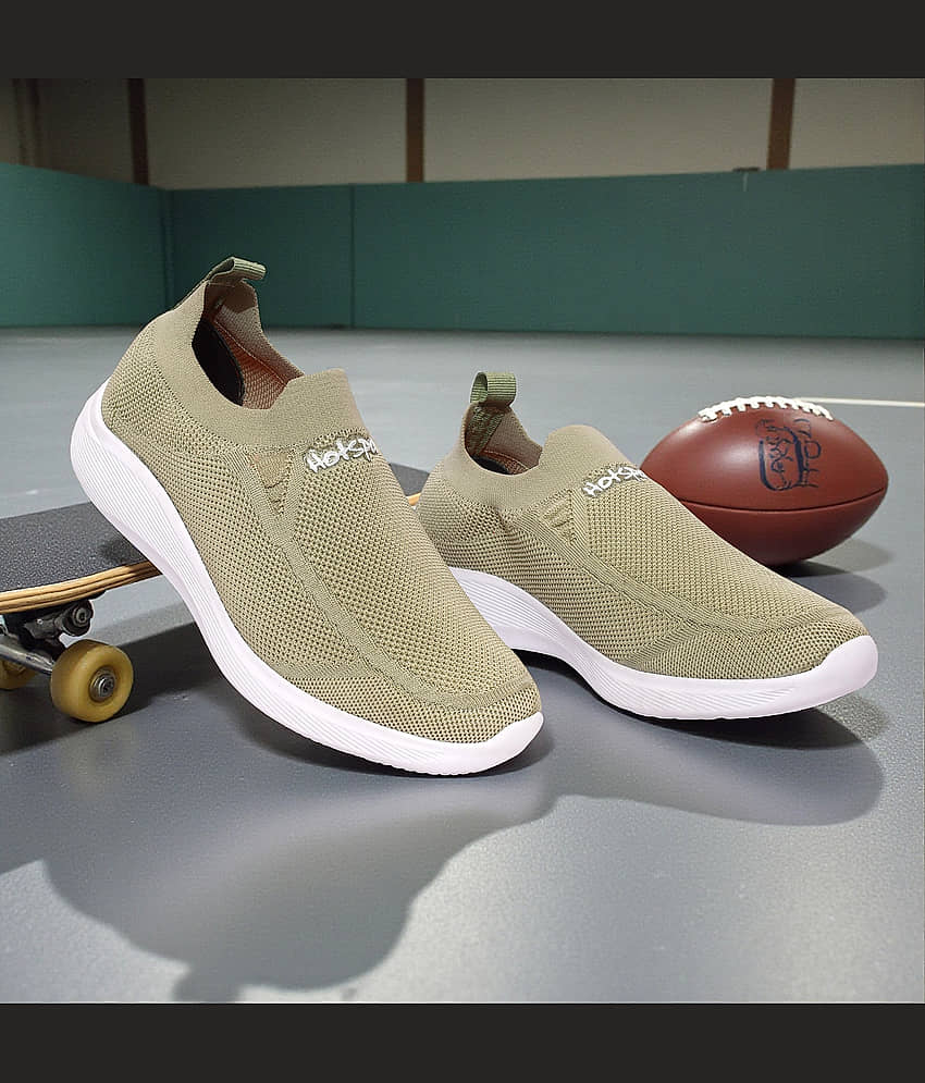 hotstyle Beige Men's Sports Running Shoes - Sports Shoes | Buy online on ZillyBuy