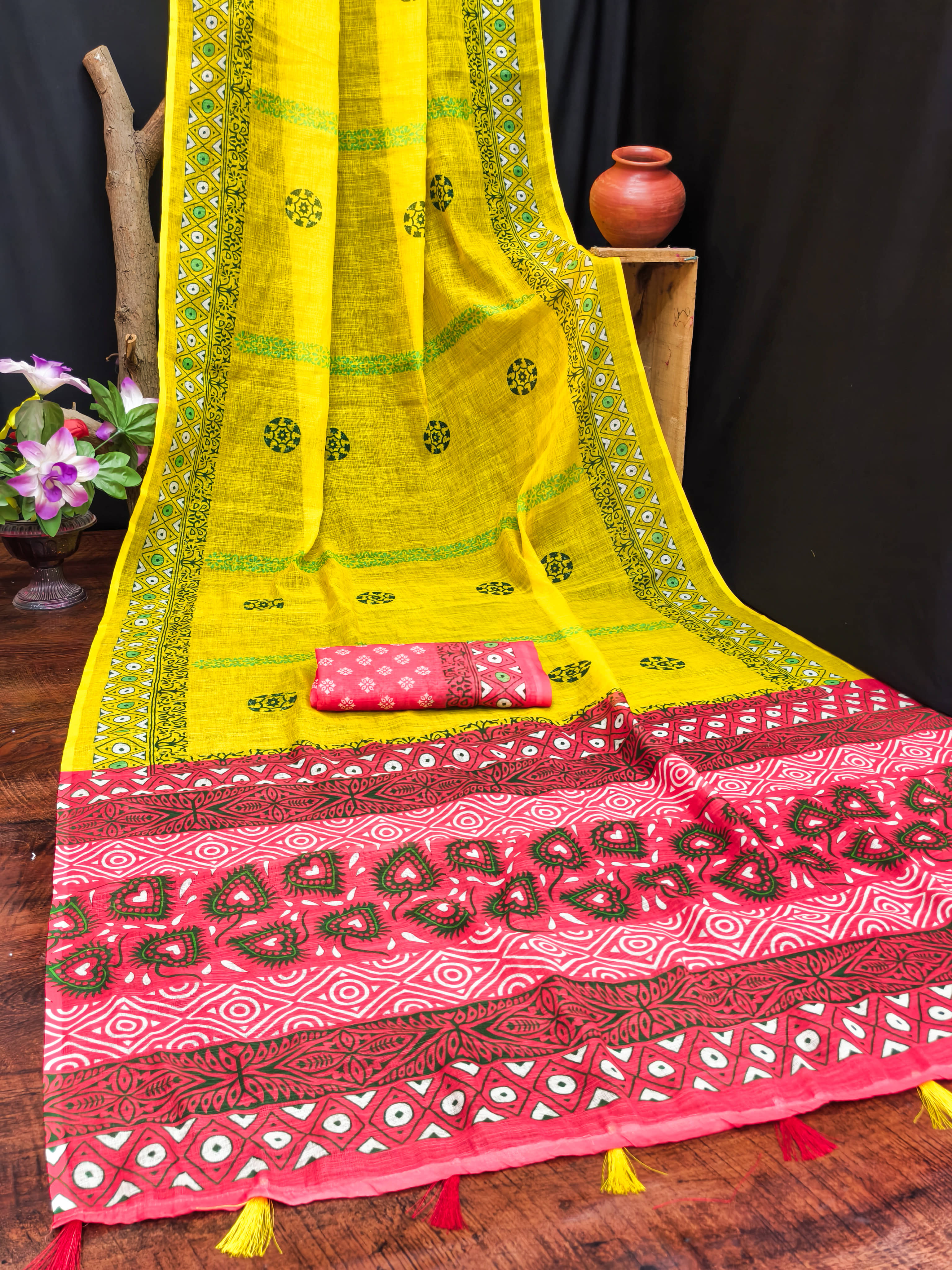Kashvi Sarees Cotton Printed Kasavu Saree With Unstitched Blouse Piece ( Yellow ) - Sarees | Buy online on ZillyBuy