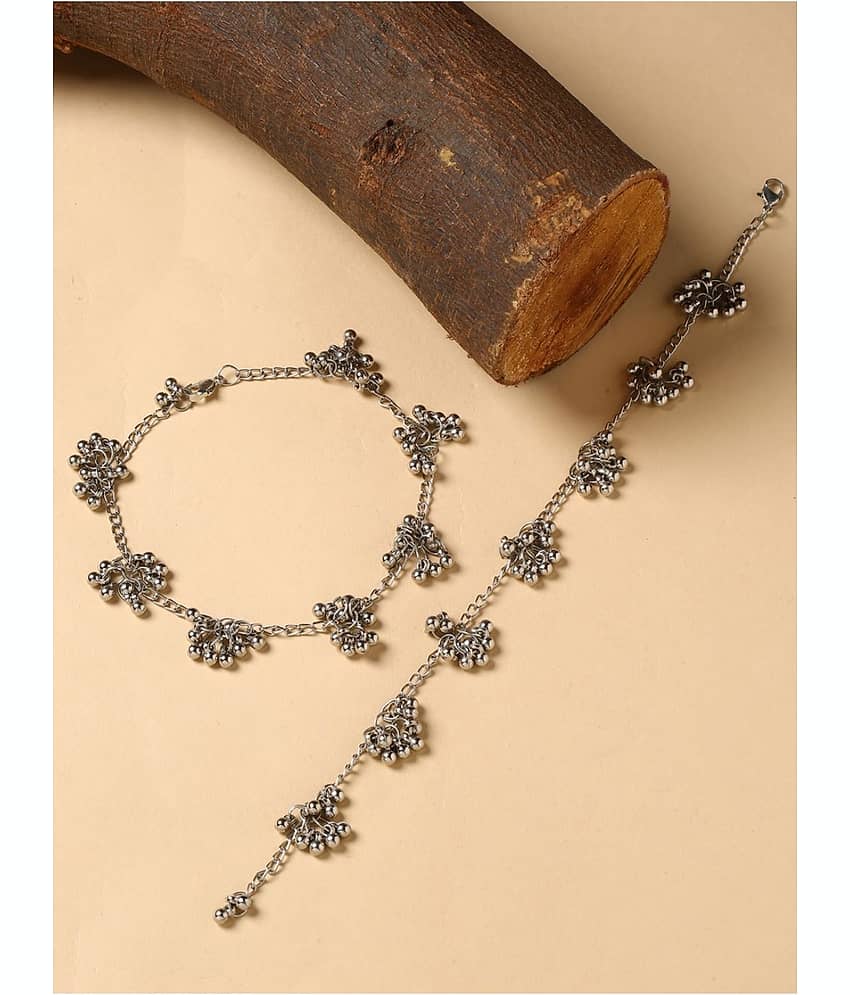 MEWOW TRENDS Black Anklets ( Pack of 2 ) - Anklets | Buy online on ZillyBuy