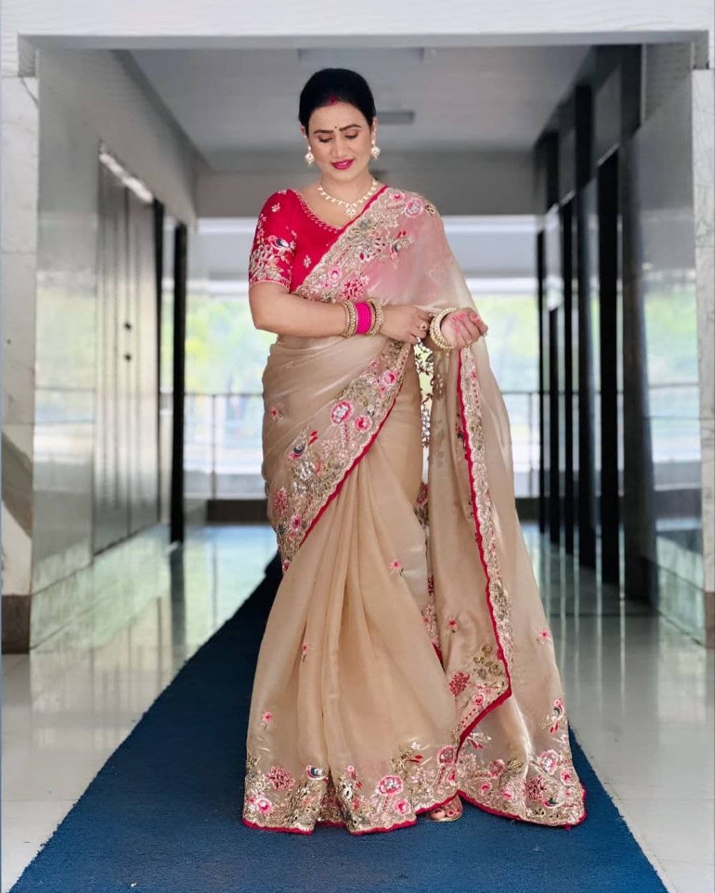 INDIAN SILKS Jimmy Choo Embroidered Regular Saree With Unstitched Blouse Piece ( Peach ) - Sarees | Buy online on ZillyBuy
