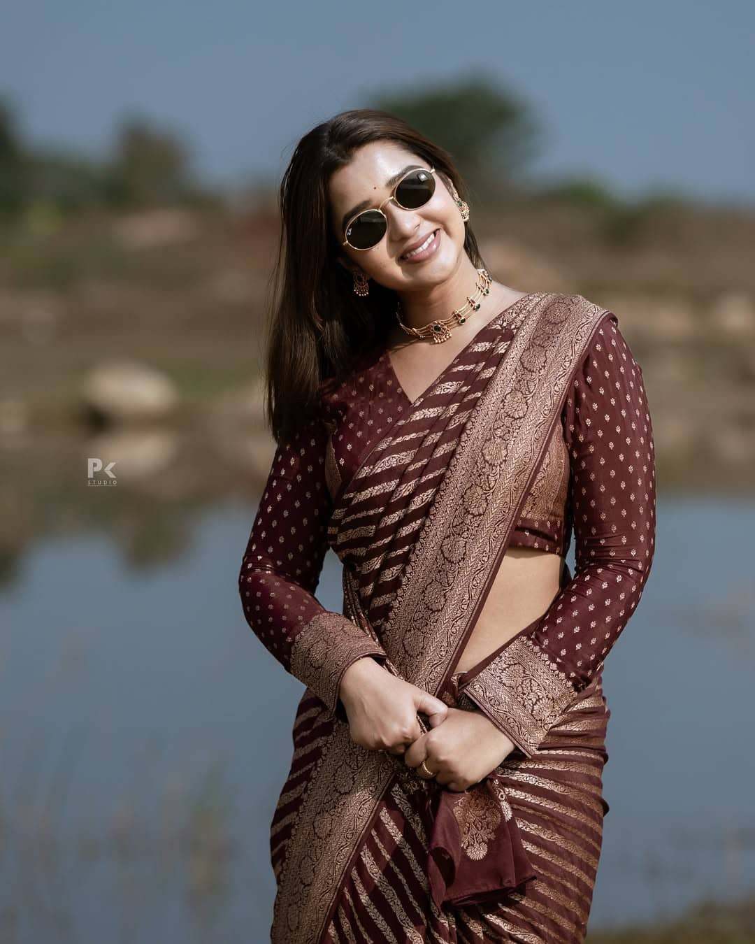 fab woven Art Silk Woven Design Banarasi saree With Unstitched Blouse Piece ( Maroon ) - Sarees | Buy online on ZillyBuy
