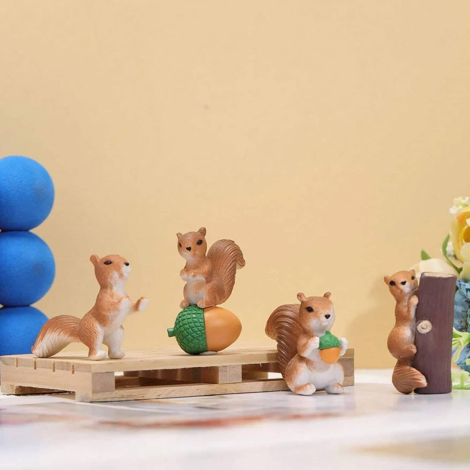 PICKARTME Cute Squirell Miniatures Set of 4 Garden Decoration Home Decor Landscape Miniature