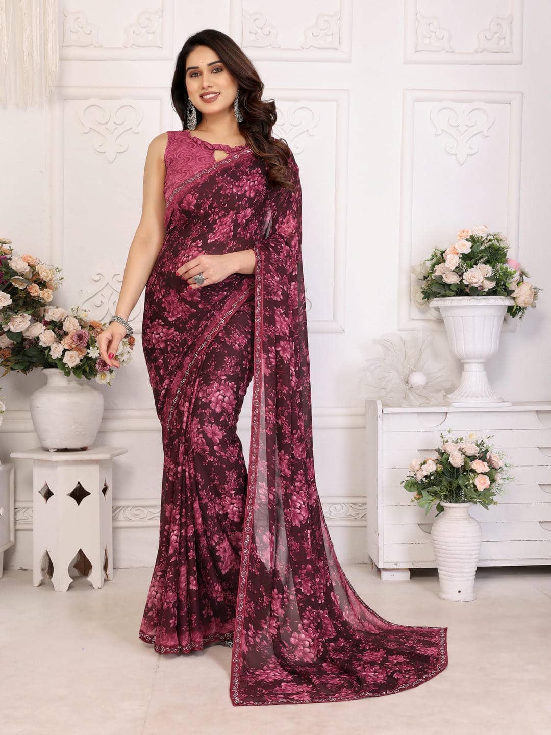 TTH Georgette Printed Regular Saree With Unstitched Blouse Piece ( Black ) - Sarees | Buy online on ZillyBuy