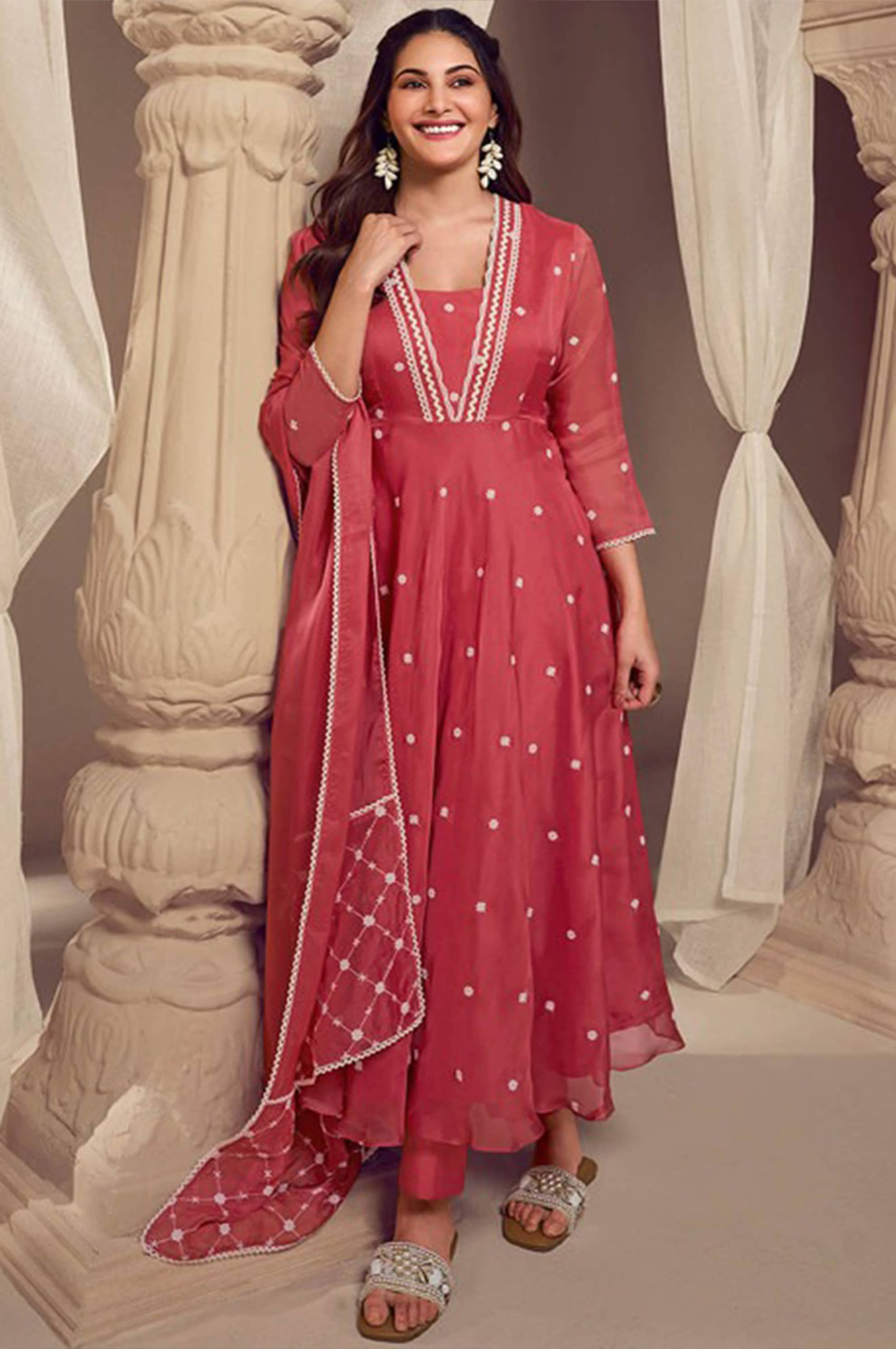 VARNI VESH Women Georgette Embroidered Anarkali Kurti With Pants ( Rose Gold )