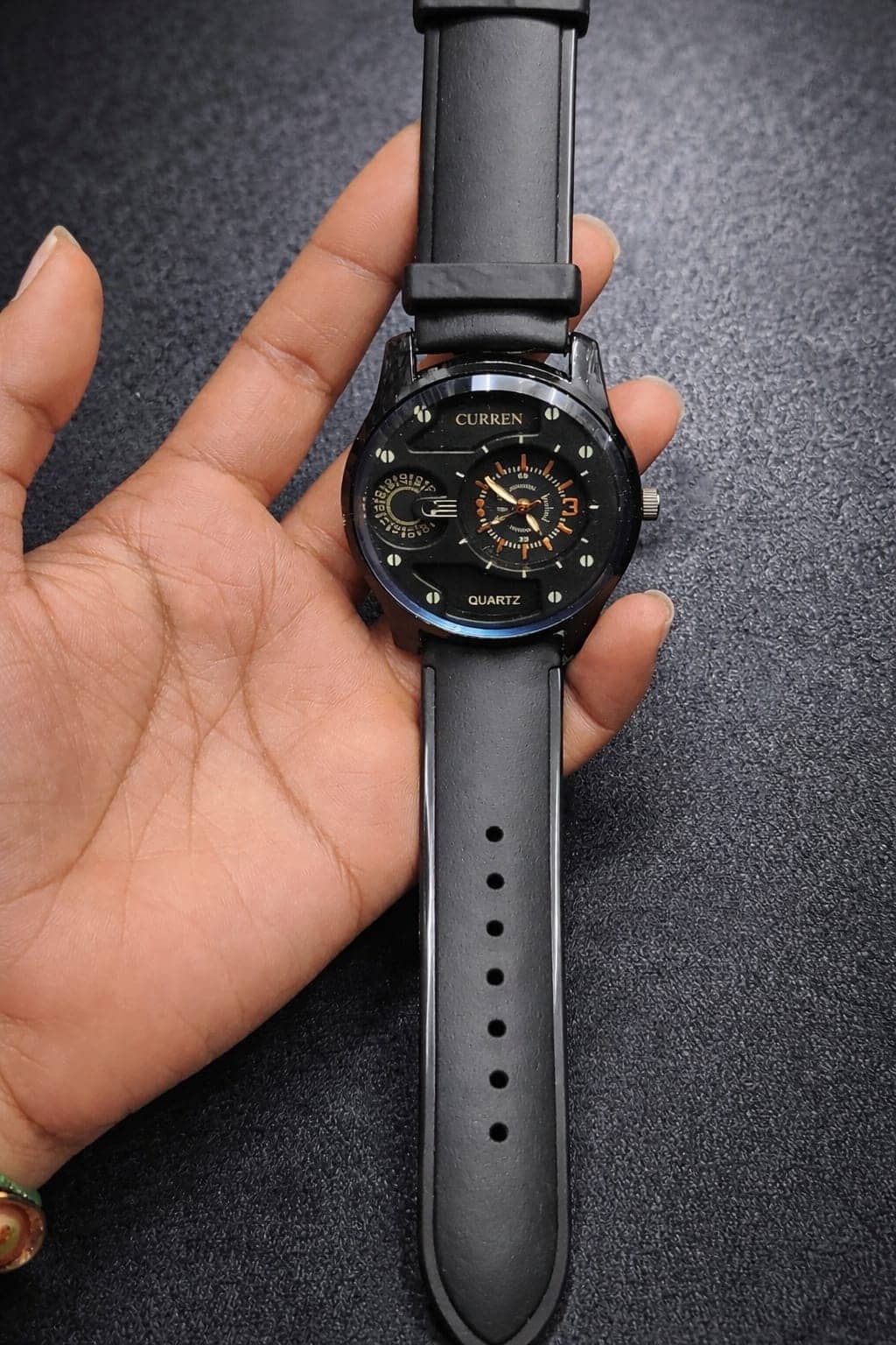DECLASSE Black Rubber Analog Men's Watch
